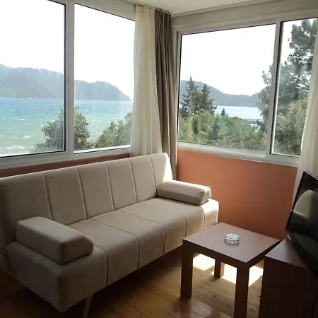 Monte 2* 马尔马里斯