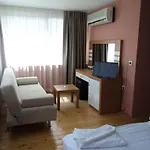 Hotel Monte 2*